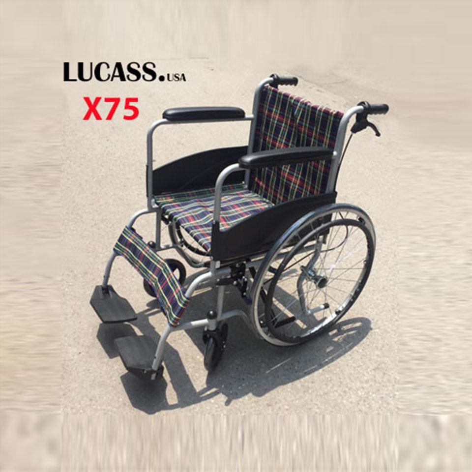 Xe lăn tiêu chuẩn Lucass X75j (có tay phanh)